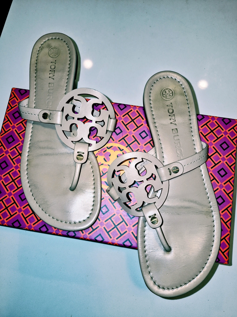 Tory Burch Women's Beige Miller Logo Thong Sandals Size 9.5